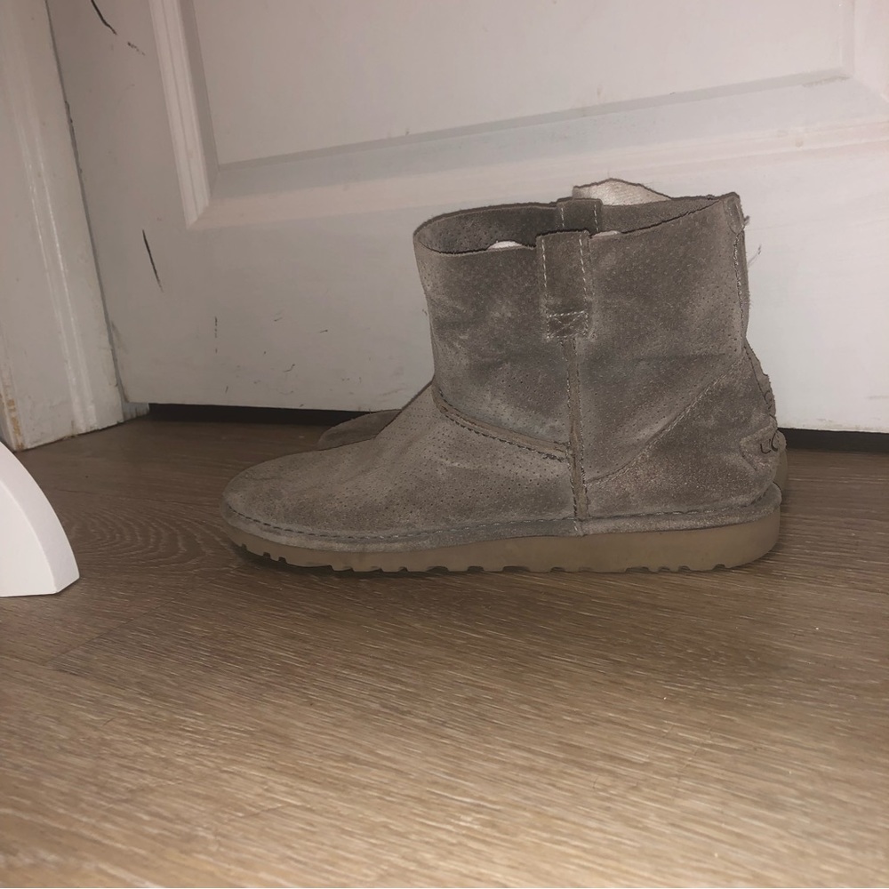 Uggs ladies boots size 9